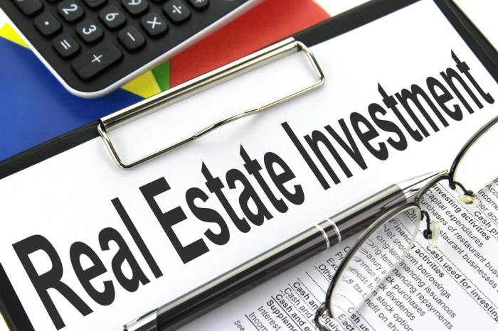 Real Estate Investment - Clipboard image Investment planning